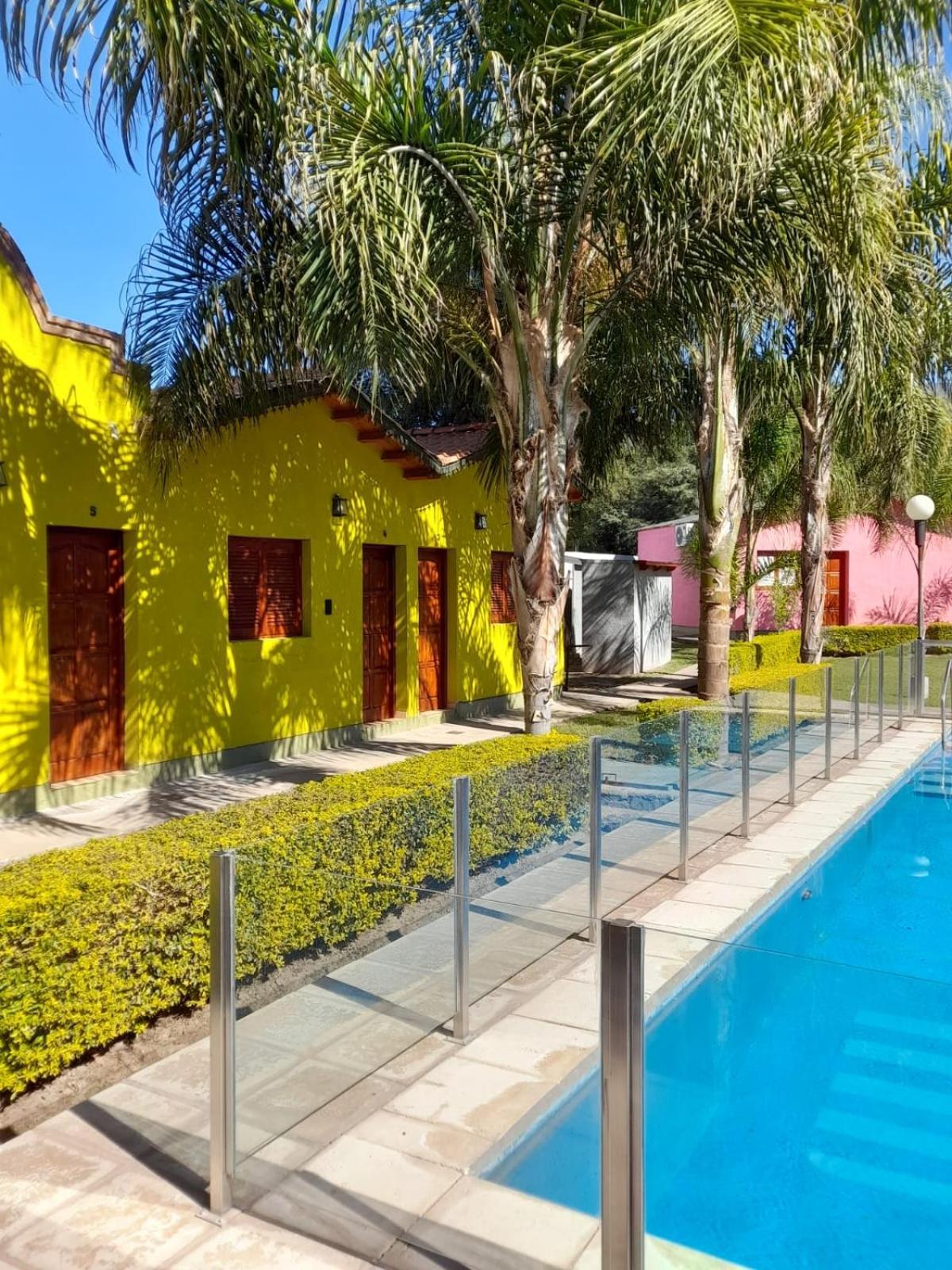 Cabanas Puertas Del Sol La Rioja Exteriör bild